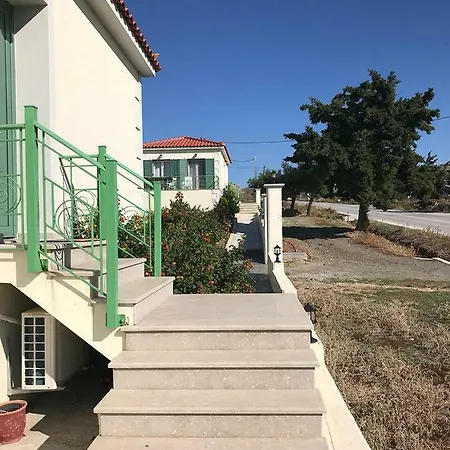 Ampeloessa Village Kornos Exterior photo